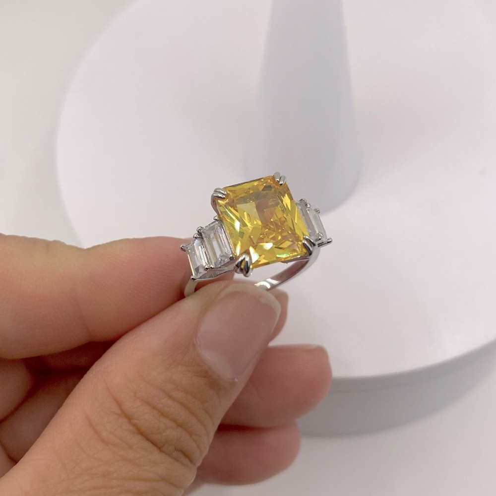 New Elegant Rectangle Zircon Yellow Ring